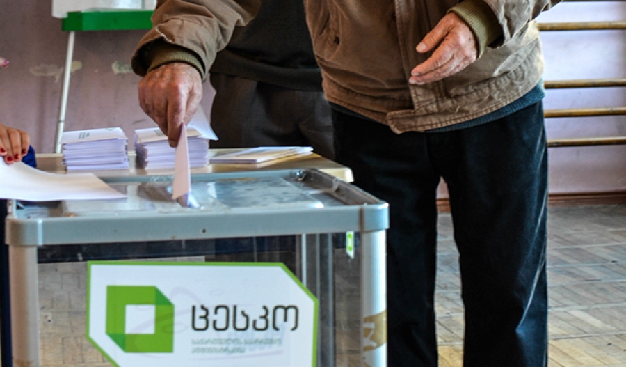 საქართველოში დღეს საკრებულოს და მერების არჩევნები ტარდება